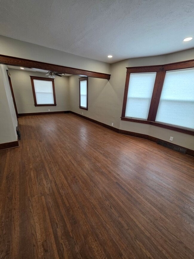 Photo - Freshly Remodeled 5 Bedroom Home for Rent