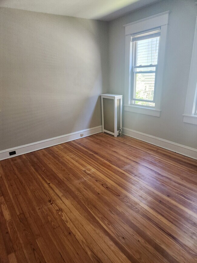 Photo - 1004 Fisk St Unit First floor