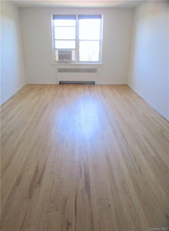 Photo - 595 McLean Ave Unidad 6G