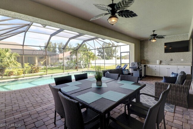 Photo - 3525 Surfside Blvd