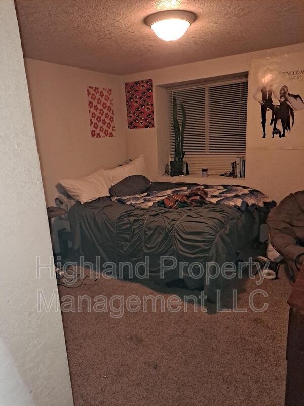 Photo - 520 NE Garfield St Unit #3