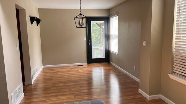 Dining Room - 5870 S Rock Creek Dr
