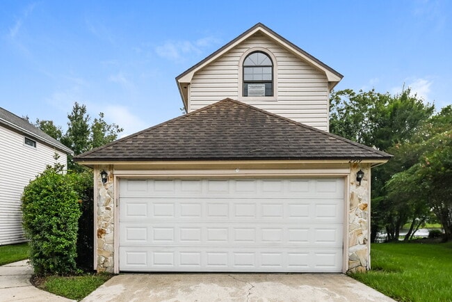Building Photo - 2919 Lantana Lakes Dr W Rental