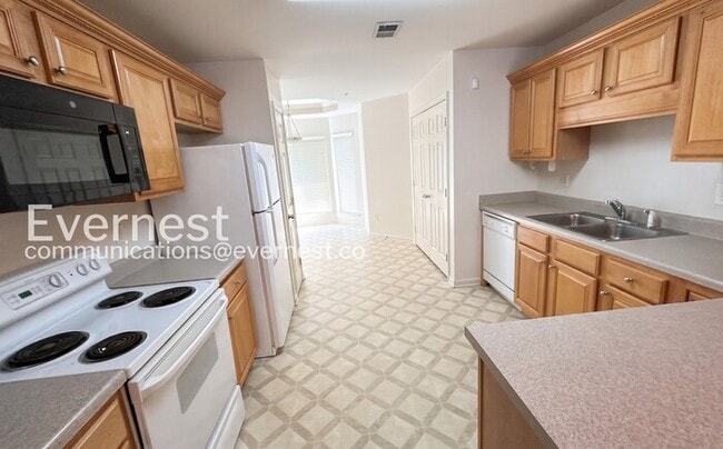 Photo - 2 Bed & 2 Bath House / Pet-friendly / Section 8 Accepted