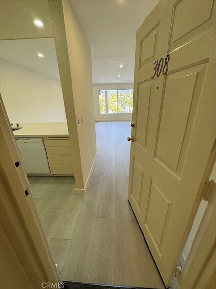 Photo - 2616 Canada Blvd Unidad 308