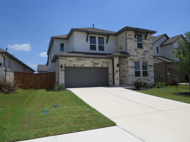 Photo - 404 Lariat Lp