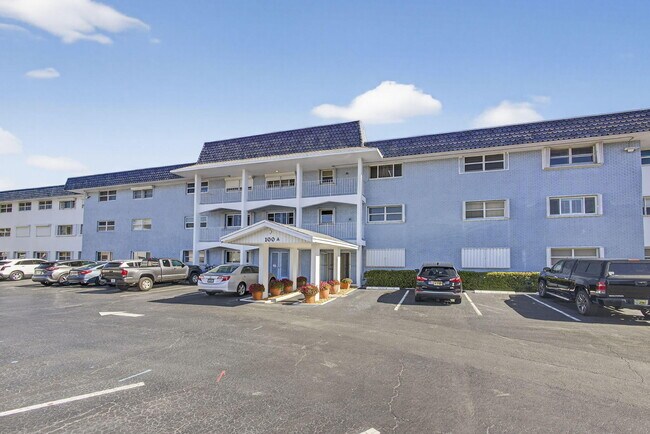 100 Shore Ct Unidad 307