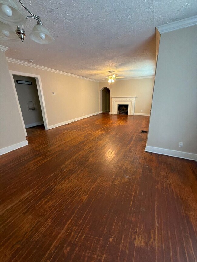 Photo - 781 Westwood Ave