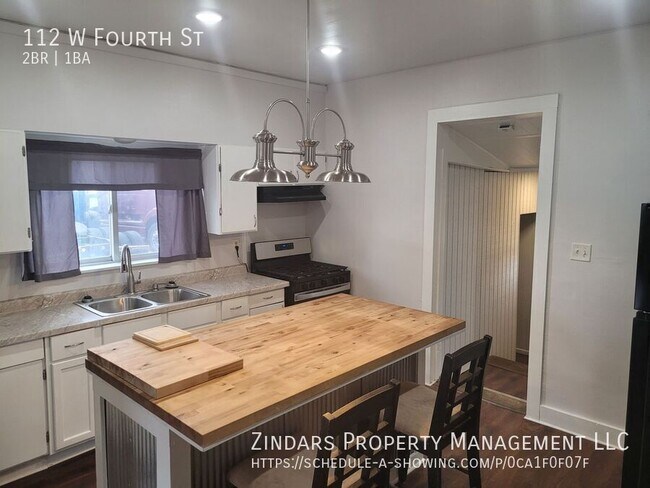 Photo - 112 W Fourth St-