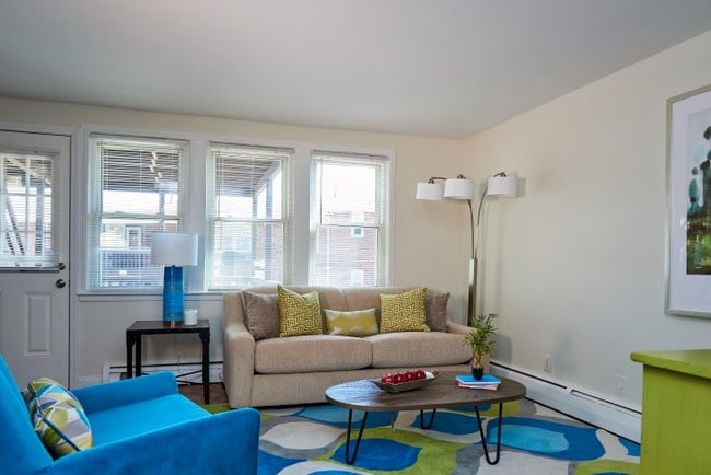 Building Photo - Beechmont Gardens Unit 46-A Rental