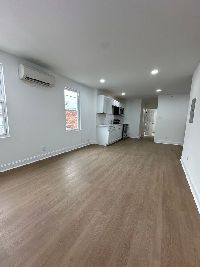 Photo - 1209 N Franklin St Unit 3