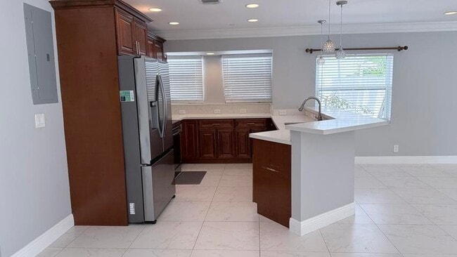 Photo - 1110 SE 9th Ave