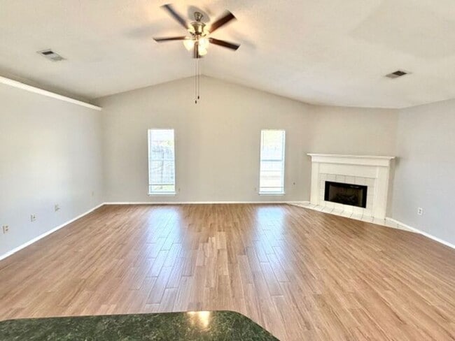 Photo - 3 Bedroom 2 Bath In Southaven