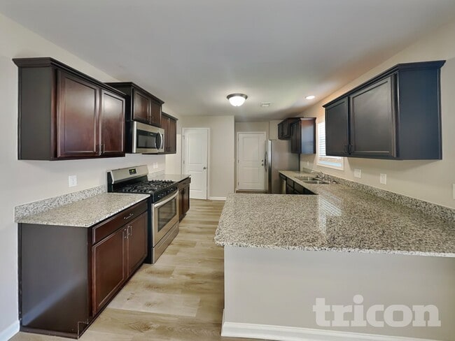 Photo - 1090 Heart Pine Dr