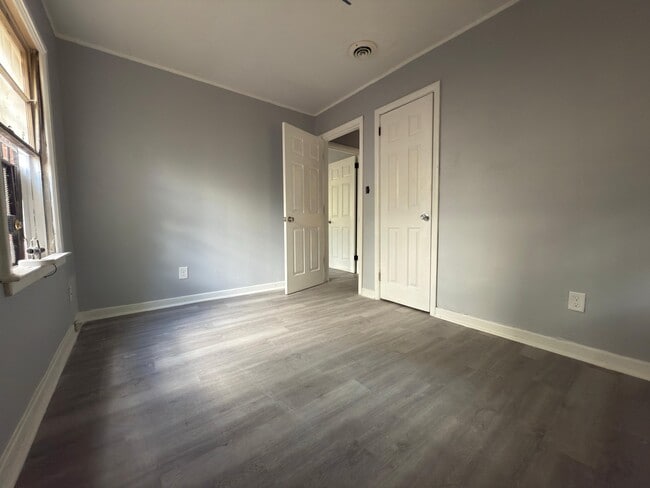 Photo - 2827 Brewton St