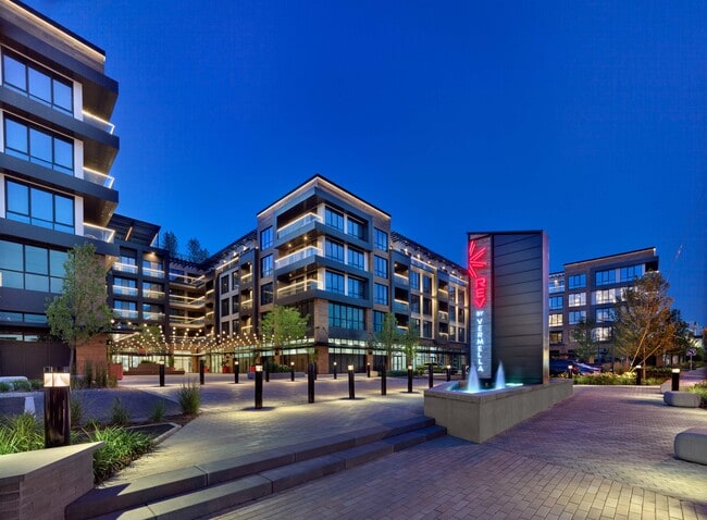 Photo - REV by Vermella