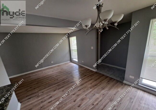 Photo - 11628 S Church St