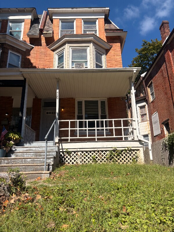 Building Photo - 429 W Bringhurst St Unit 1 Rental