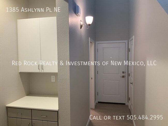 Photo - 1385 Ashlynn Pl