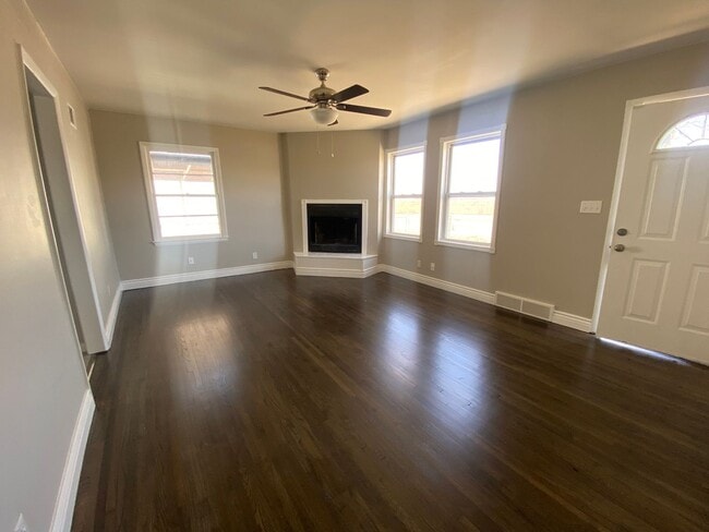 Photo - Coming soon! 2 Bed/1 Bath Home in West Wichita With 2 Sheds and a Carport!