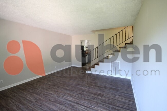 Photo - Pet-Friendly Duplex in East Ridge with Fenced Yard & Bonus Room!