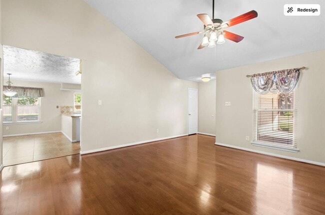 Photo - 3515 Coltwood Dr