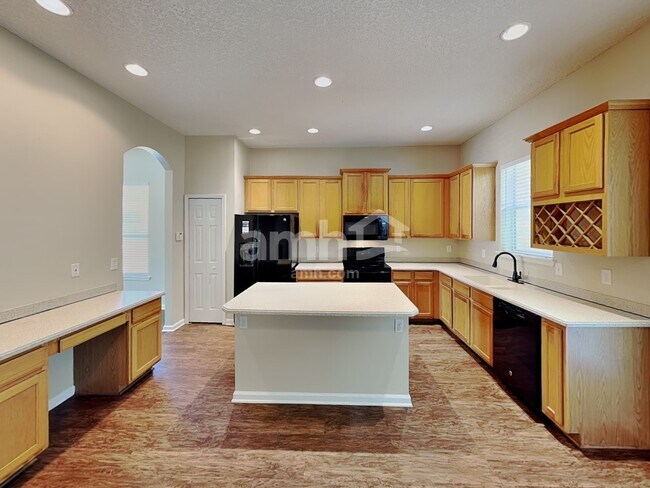 Photo - 2814 Harvest Moon Dr