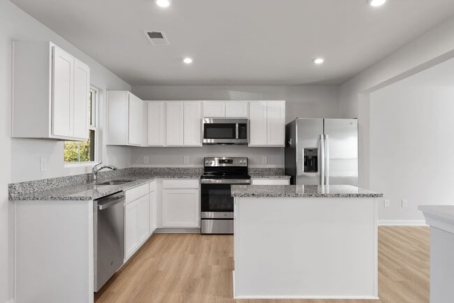 Photo - 109 Brooklane Ct