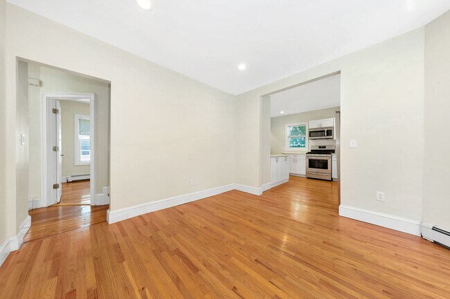 Photo - 9-11 Winter Hill Road-1 Unidad 1