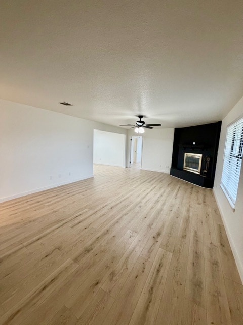 Photo - 689 Birdie Ln