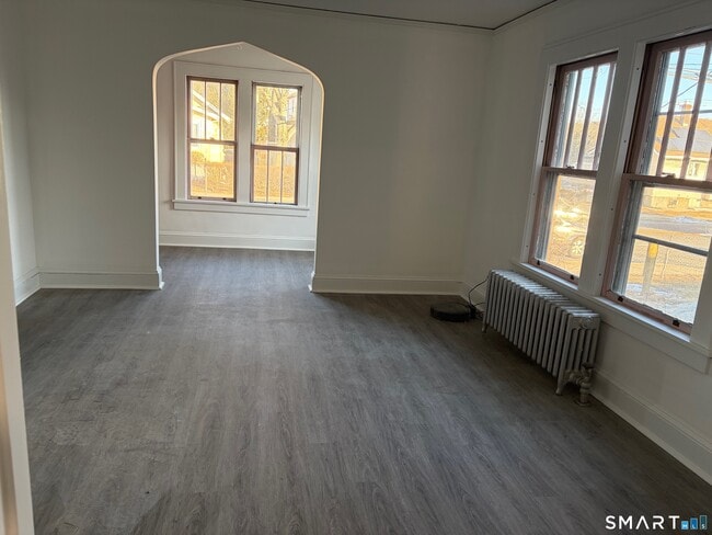 Photo - 344 Colman St