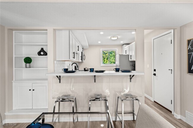 Photo - 21044 Southbend Cir Unit 1