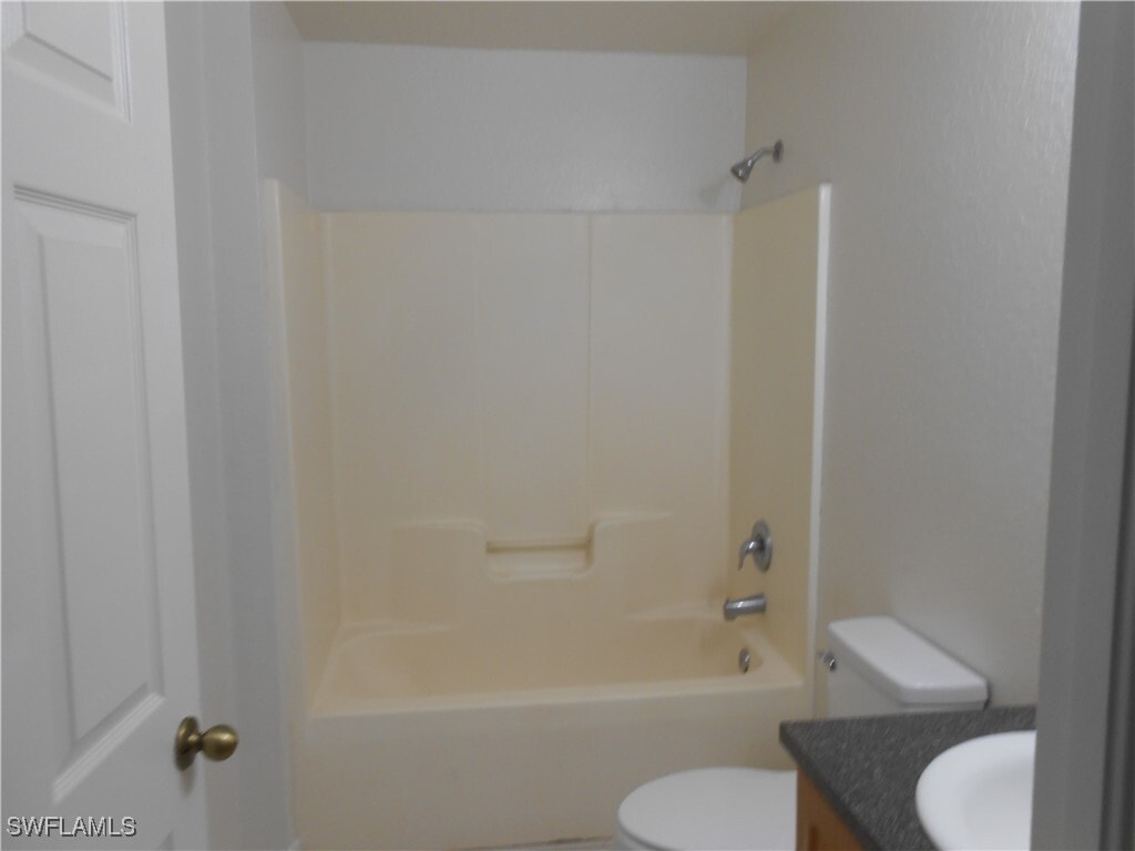 Photo - 4946 Golfview Blvd