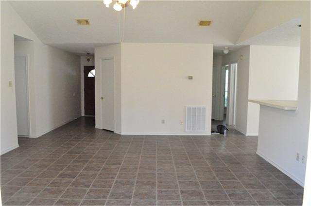 2119 Fountain Dr