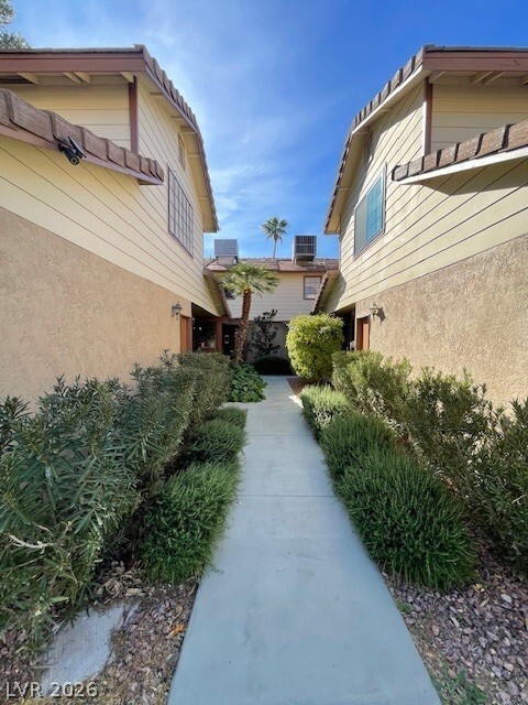 Photo - 3283 Dawnflower St