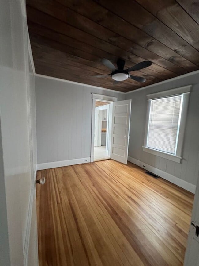 Photo - Renovated single family in downtown Lexington