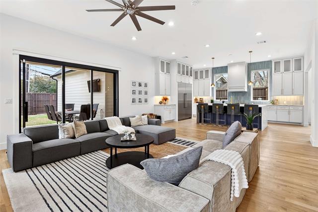 Photo - 5940 Bryan Pkwy