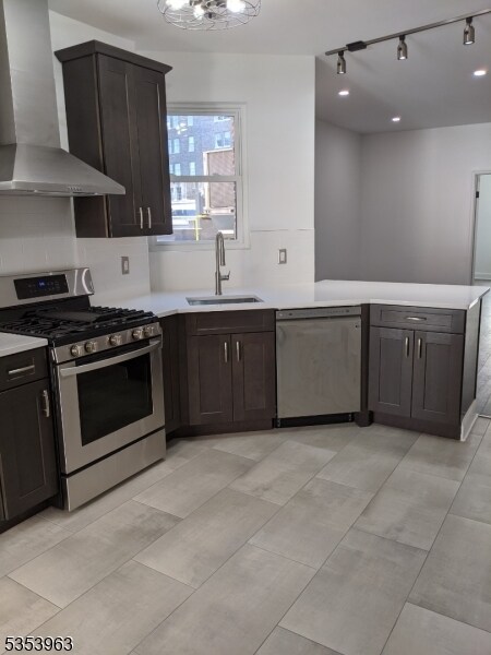 Building Photo - 5 Warren St Unit 5 Rental