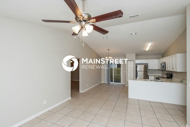 Photo - 3 Bedroom Pet-Friendly Home in vero beach, FL with Main Street Renewal