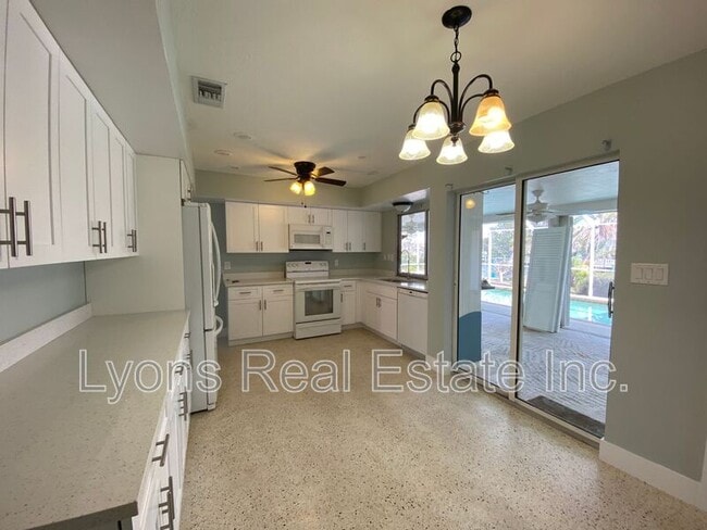 Photo - 174 Gulfview Rd