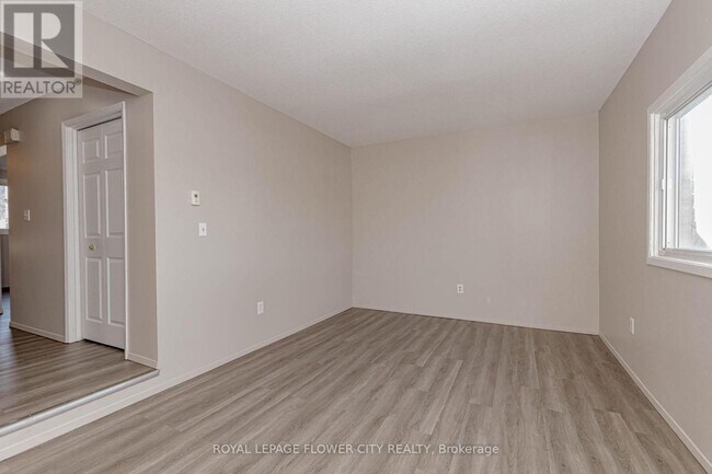 Photo - 195 Denistoun St