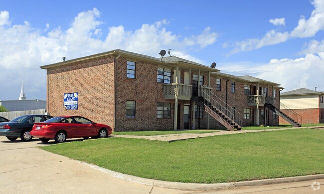 Photo - Westchester Way Apartments
