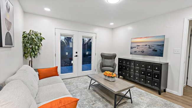 Photo - 6112 Modupeola Way Unit SI ID1473413P