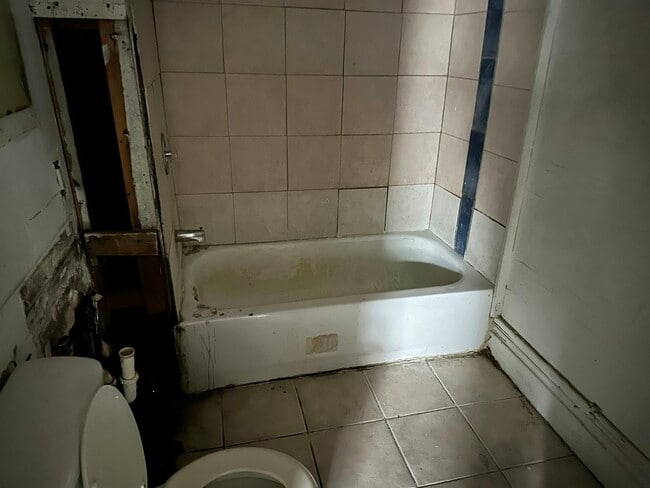 Photo - 1810 North North Street