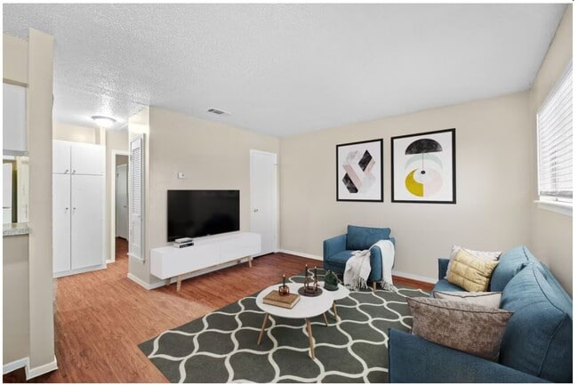 Photo - Dryfield Apartments