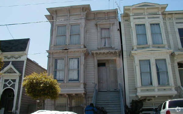 Photo - 543 Grove St