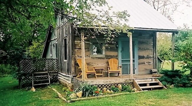 Writer's Retreat is a sweet rustic log cab... - Writer's Retreat is a sweet rustic log cab... House