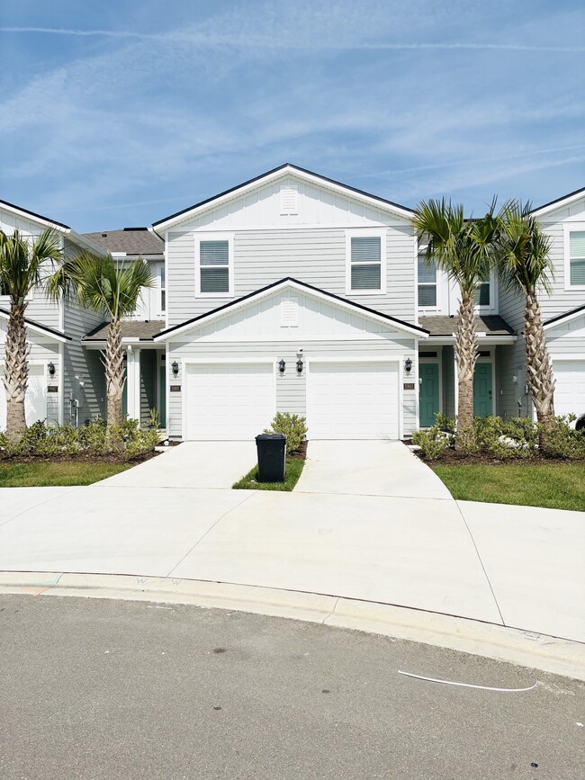 Building Photo - 5983 Ortega Lk Dr