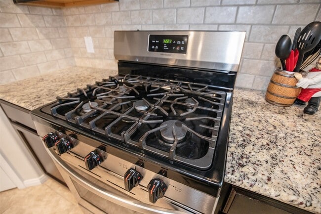 Photo - 1634 Analy Ct