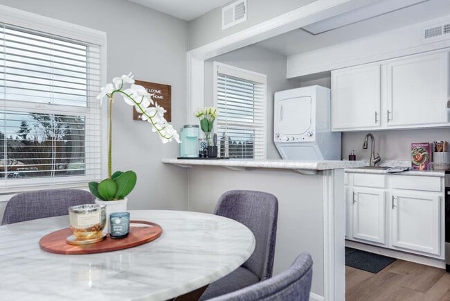 Photo - Alcove at Seahurst